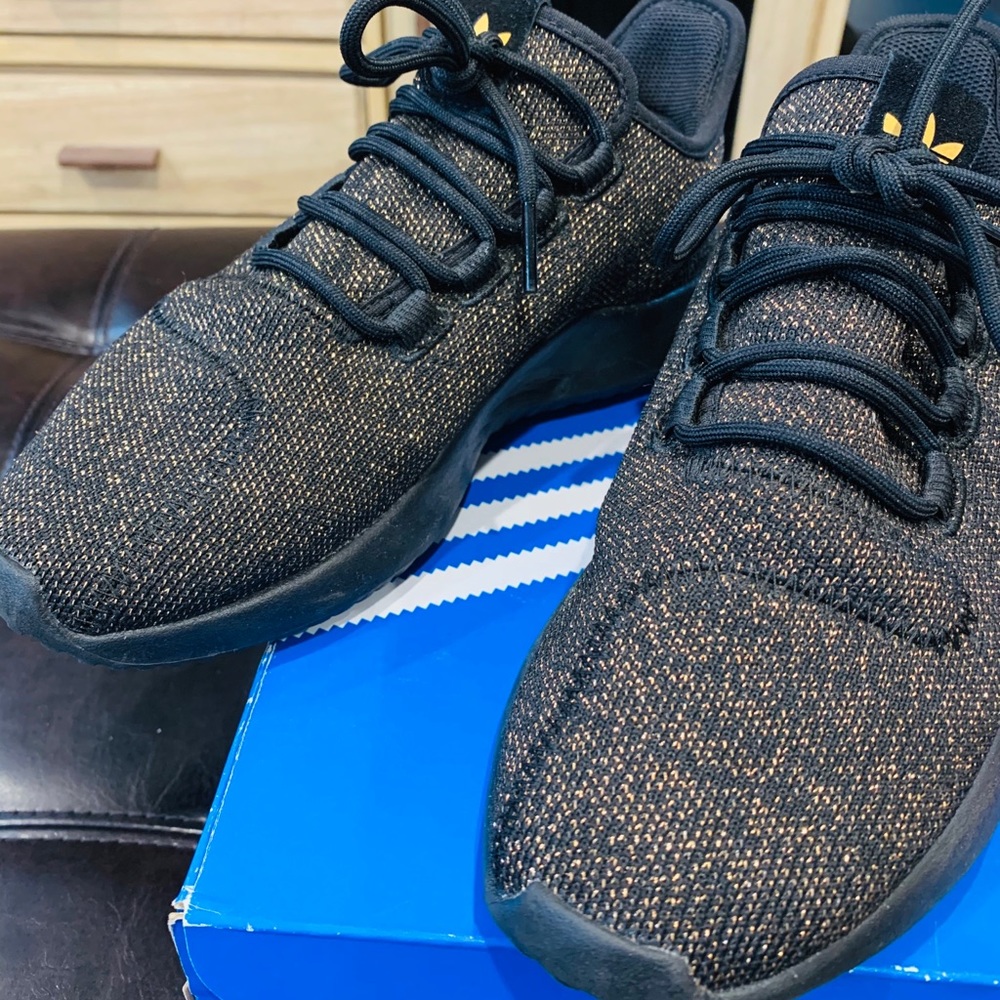 Adidas Tubular Sneakers